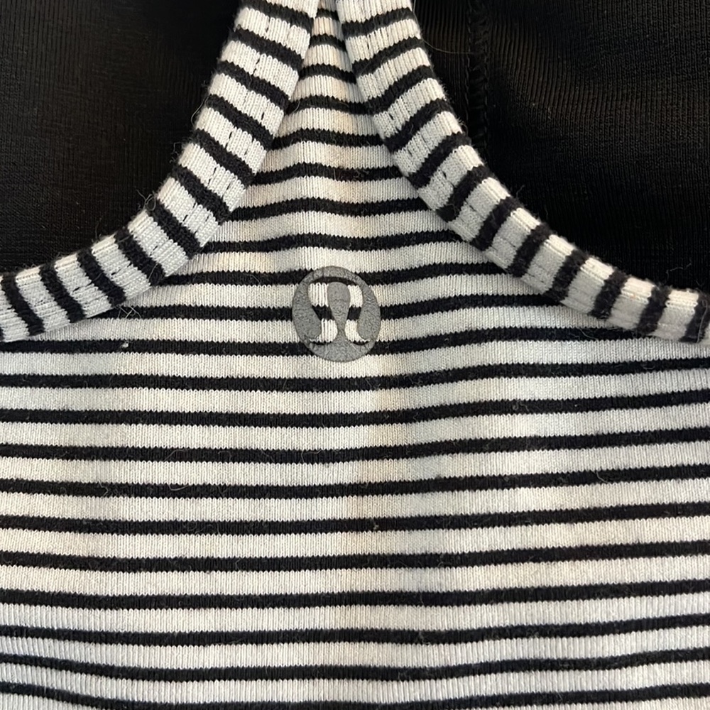 Lululemon striped tank - size 8 - Picture 4 of 6